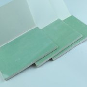 แผ่นปูนปั้นกันความชื้น