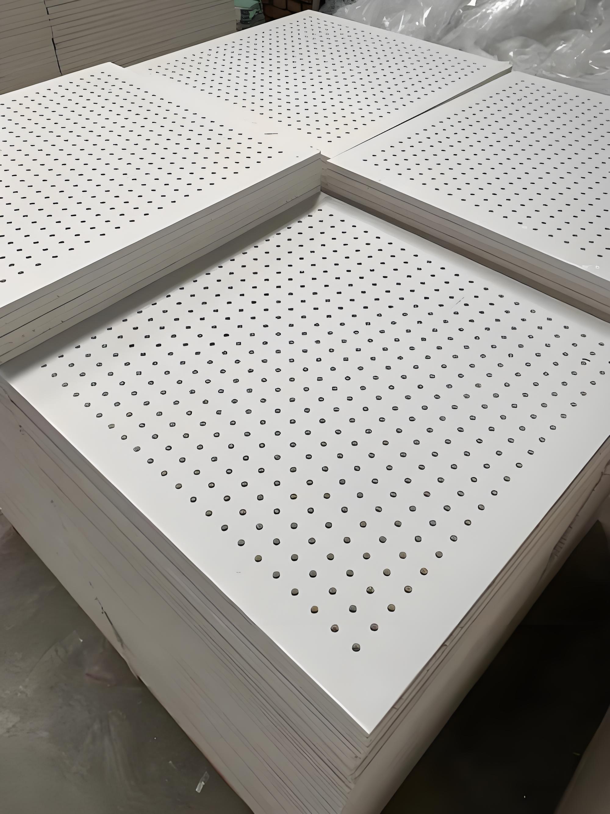 แผ่นจีพซัมสำหรับควบคุมเสียง