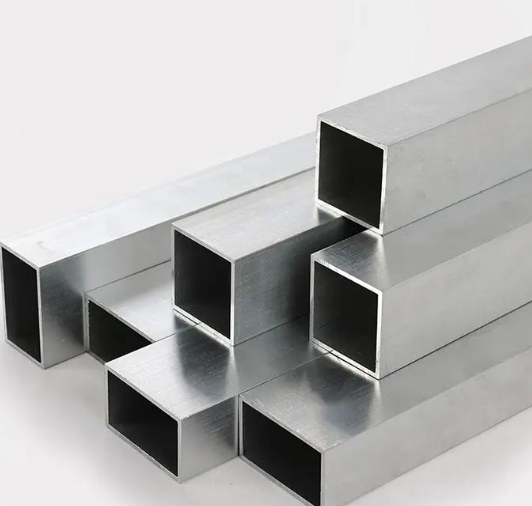 Tubes carrés en aluminium perforé à absorption acoustique