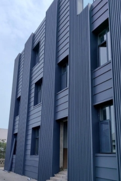 ท่ออัลมูมิเนียมสี่เหลี่ยมเคลือบ PVDF สำหรับผนังม่านอาคาร