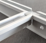 Chevalet de plafond en alliage d'aluminium en forme de U suspendu pour usage commercial