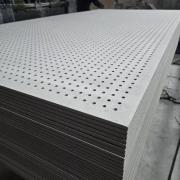 Plaque de silicate de calcium à surface décorative