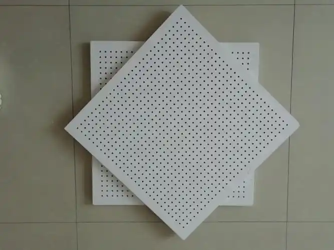 ホルムアルデヒド不使用の住宅装飾用ケイ酸カルシウム板