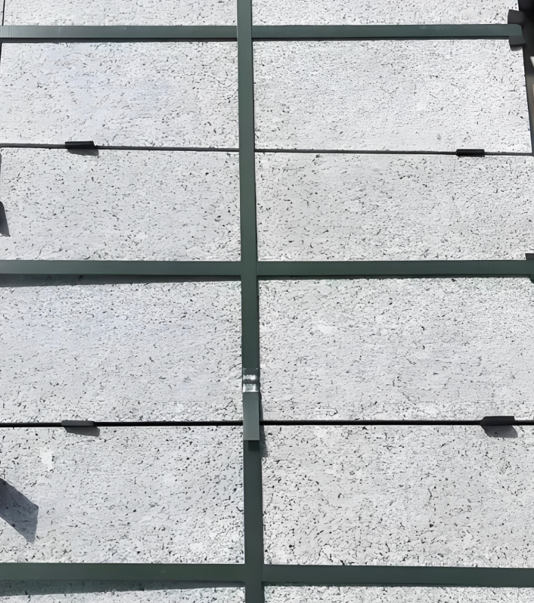 Granite Picked Finish PC Paver (Heavy Load Bearing Grade)