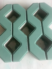 Paver Rumput Ekologis Berpermeabilitas Tinggi