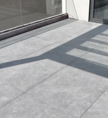 Ubin Lunak Tahan Noda untuk Teras Halaman Luar Ruangan