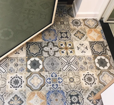 Carrelage céramique souple au motif vintage