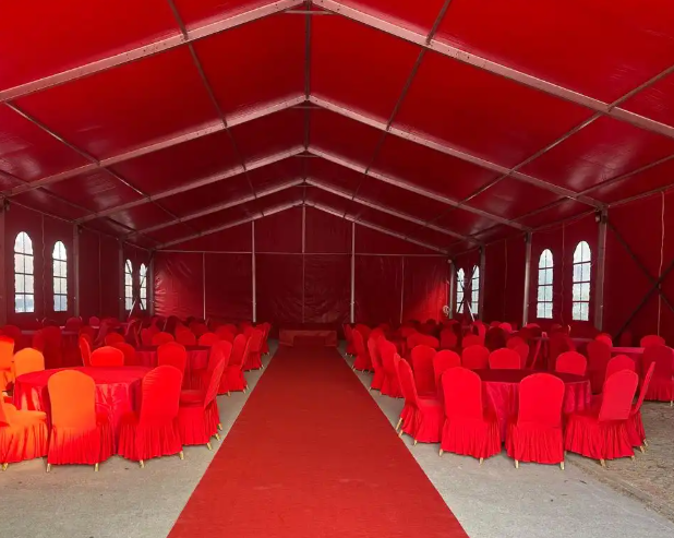 เต็นท์จัดเลี้ยงงานเลี้ยงแต่งงานหรูหรา