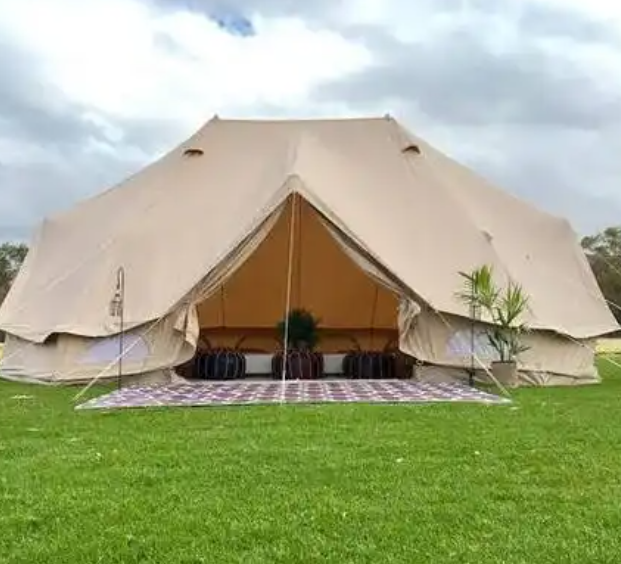 Tente de glamping de luxe pour le camping