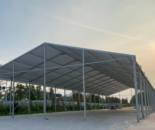 Tente de stockage industrielle à portée libre à usage intensif