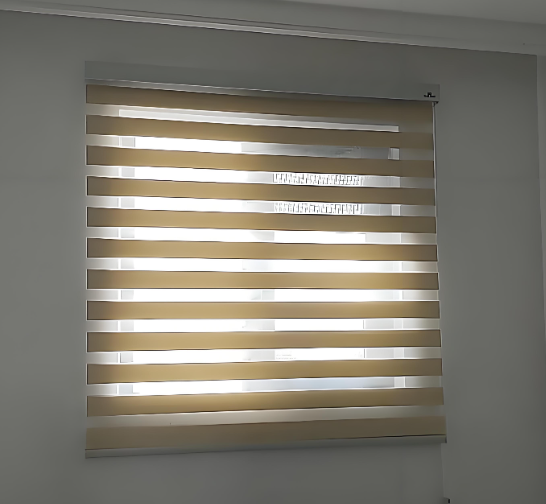 ม่านม้วนกันลมสำหรับหน้าต่างบายวินโดร์ในบ้านแบบใช้มือ