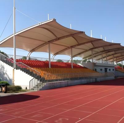 ที่นั่งชั้นโครงสร้างเมมเบรนสนามกีฬาบนสถาบันการศึกษา