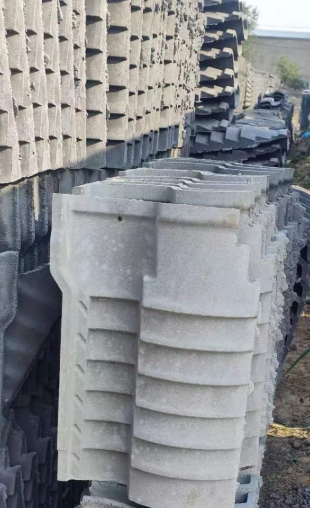 Ubin Atap Antik Berlaminasi Semen