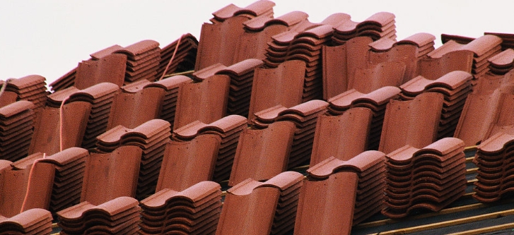 Tuile de toiture en argile ancienne