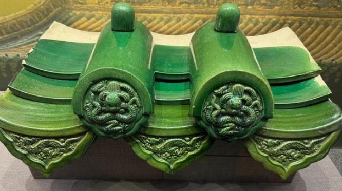 Glazed Antique Ceramic Roof Tile