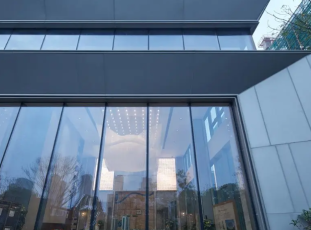 กำแพงกระจก Low-E ที่มีประสิทธิภาพสูง