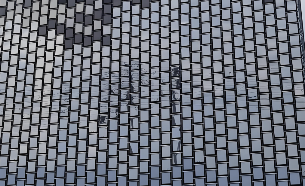 ผนังหน้าอาคารรูปเครื่องสายลมแบบโมดูลาร์จากอลูมิเนียมระดับเชิงพาณิชย์