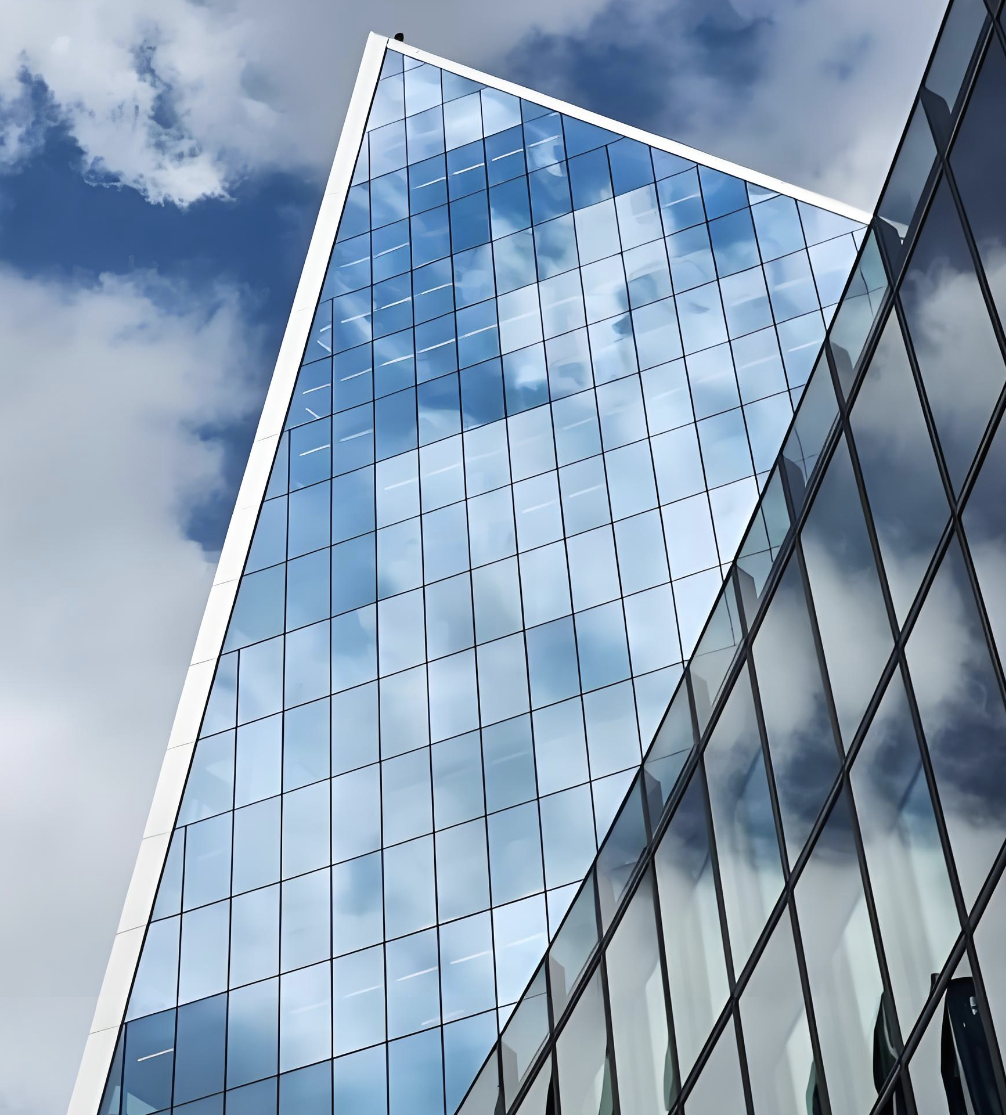 Mur rideau photovoltaïque isolé thermiquement