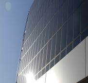 Mur rideau photovoltaïque BIPV avec surveillance intelligente