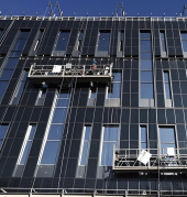 Mur rideau photovoltaïque résidentiel à énergie nette nulle