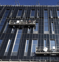 Mur rideau photovoltaïque résidentiel à énergie nette nulle