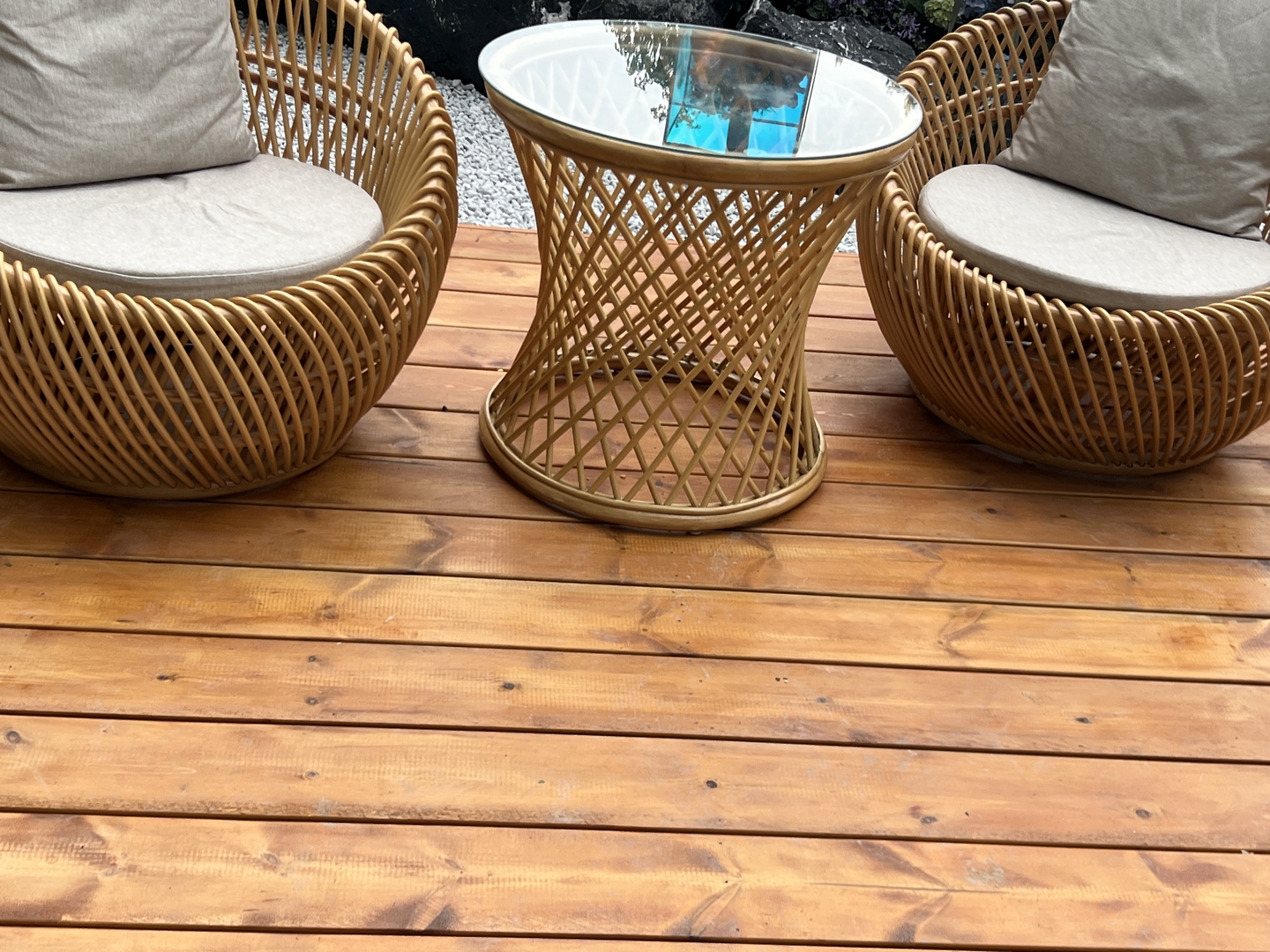 Lantai Kayu Yang Dirawat dengan Pengawet Komposit Resin Tanpa Formaldehida