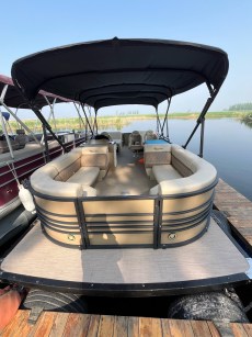 RV Yacht Special Motorized Sunshade