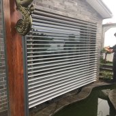 業務用アルミニウム合金ルーバー電動日除け