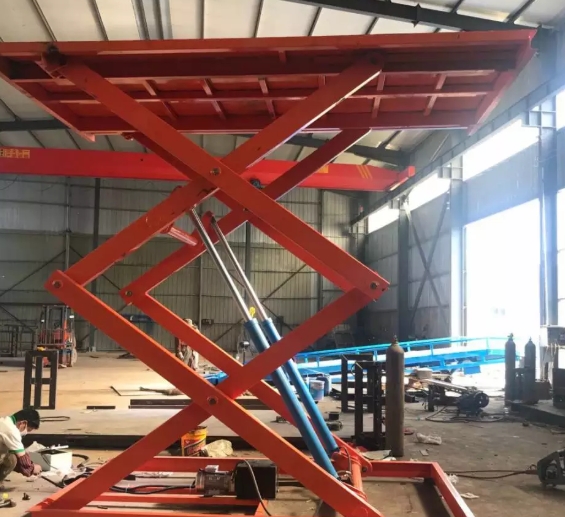 ลิฟต์ขนส่งสินค้าไฮดรอลิกกรรไกรติดตั้งคงที่ ระดับแรงหนักสูง