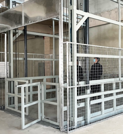 ลิฟท์ขนส่งสินค้าไฮดรอลิกหนักชนิดติดตั้งคงที่