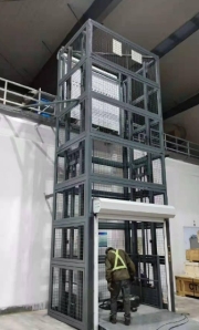 ลิฟท์ขนส่งสินค้าไฮดรอลิกแบบคงที่