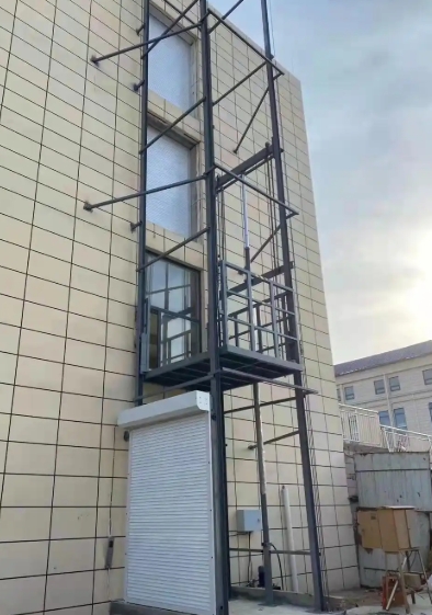 ลิฟท์ขนส่งสินค้าไฮดรอลิกแบบคงที่