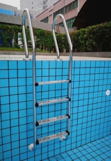 Waterproof Telescopic Fishing Ladder for Pool & Garden
