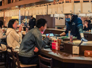 Japanese Style Izakaya Bar Table & Chair Set