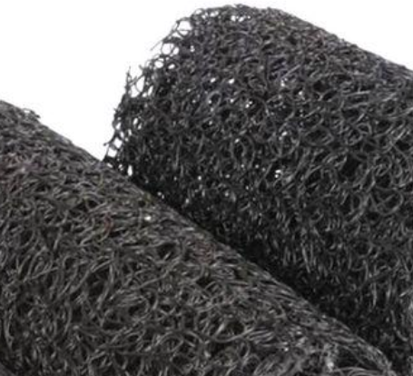 ท่อระบายน้ำบลายดรรนพิเศษสำหรับบริเวณบรรจุขยะฝังดิน