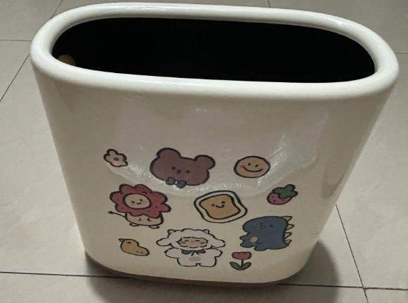 ถังขยะพิเศษสำหรับขยะสัตว์เลี้ยง