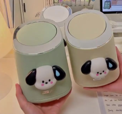 ถังขยะขนาดเล็กสำหรับโต๊ะคอมพิวเตอร์