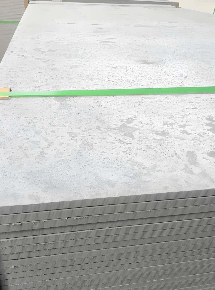 Panneau de parement extérieur ignifugé en fibre ciment à haute densité