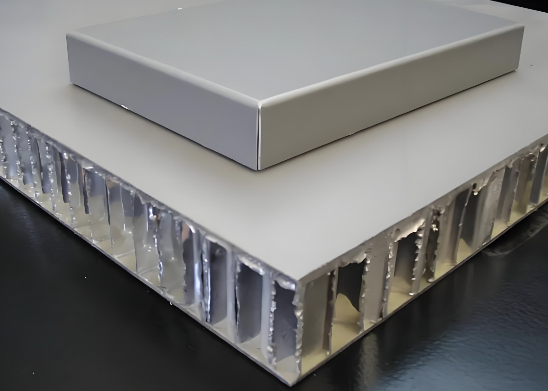 Panel Dinding Anti-Statik Sarang Lebah Aluminium