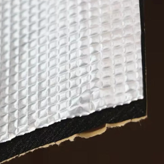 แผ่นดินอัดแข็งฉนวนความร้อนและเสียง