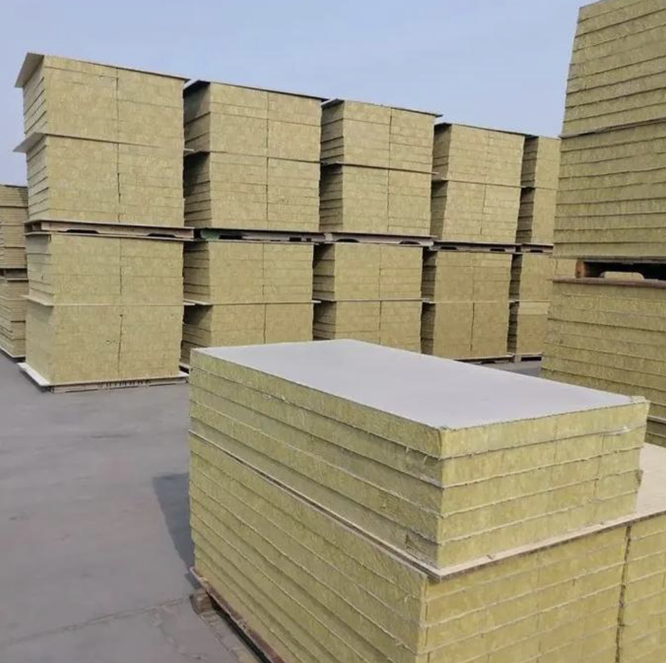 แผ่นดินอัดแข็งผสมฉนวนไอน้ำ