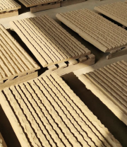 แผ่นกันความรู้ดินถูกบีบอัดสำหรับผนังภายนอก