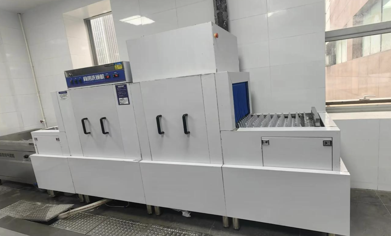 Countertop Ultra-Clean Dishwasher