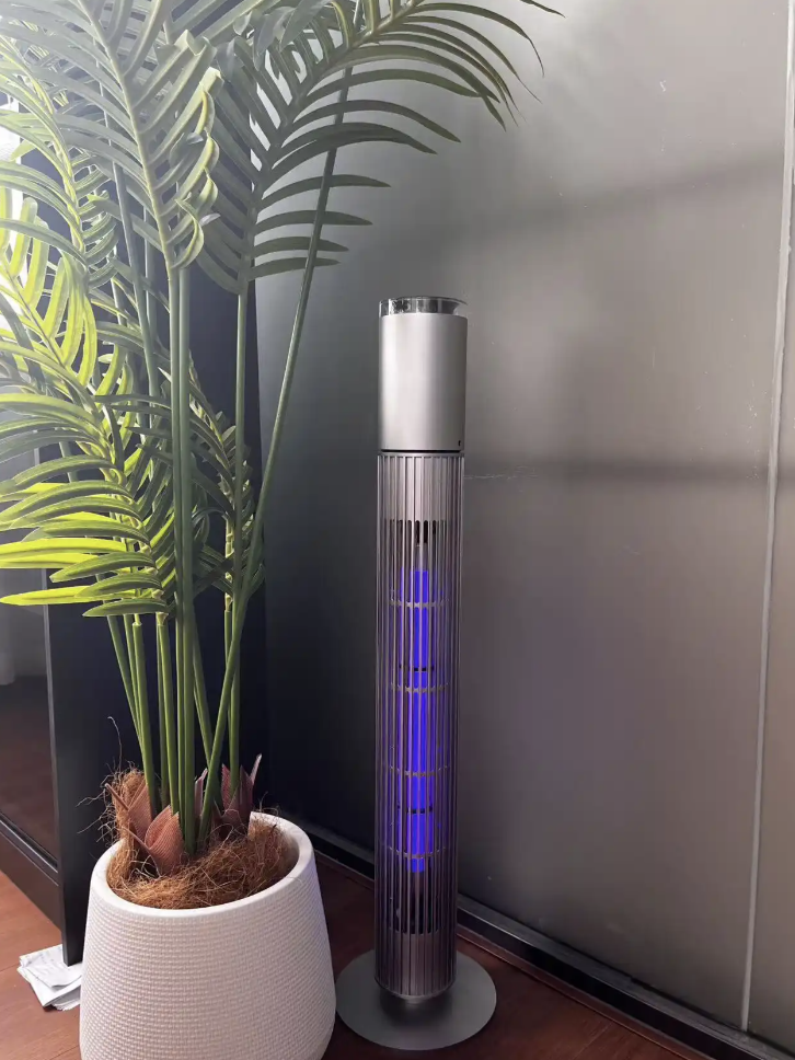 เครื่องไลย์ยุงติดผนังสำหรับระเบียงสวน