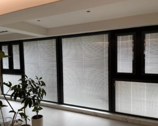 Mái che nắng lam <span>louver</span> sân ngoài trời