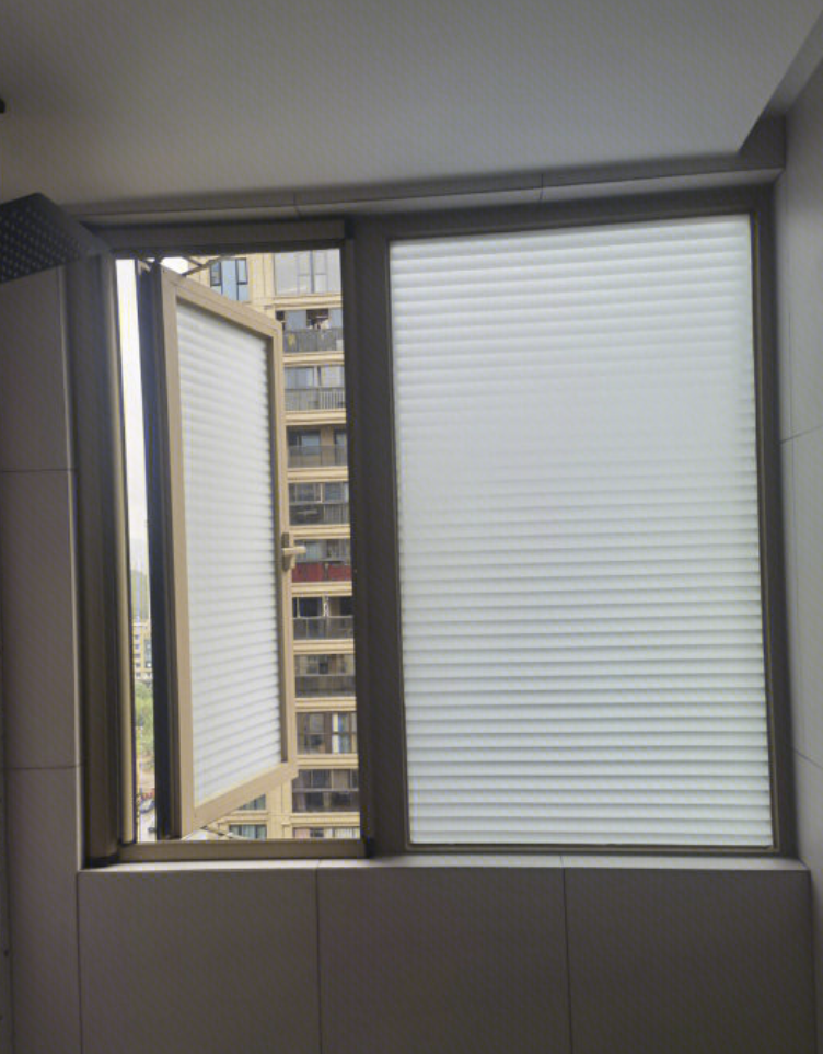 ประตูบานหน้าต่างลำโพPVCกันน้ำ