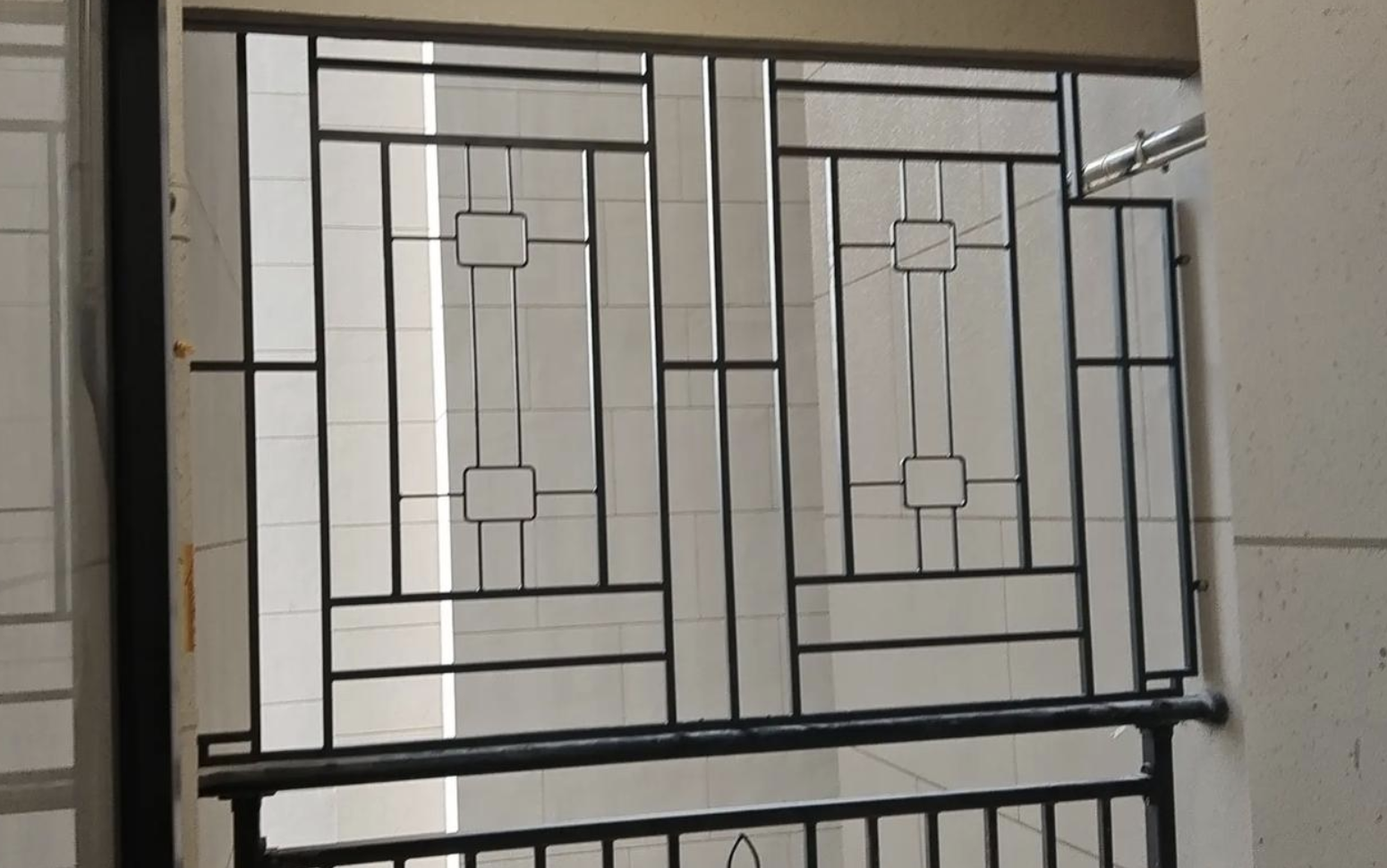 Anti-theft Safety Balcony Aluminum Window Grille