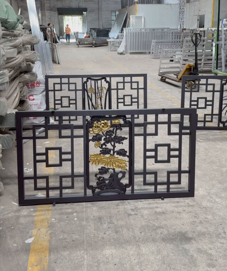Antique Chinese Courtyard Aluminum Window Grille