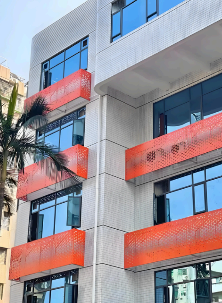 Panel Aluminium Berlubang