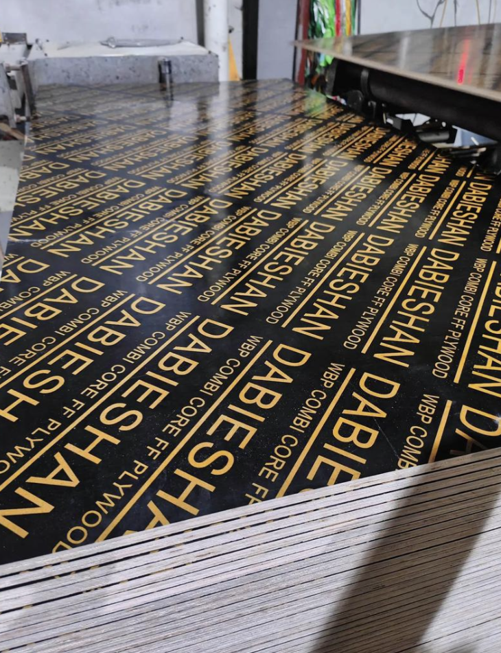 Phenolic Film Faced Construction Plywood